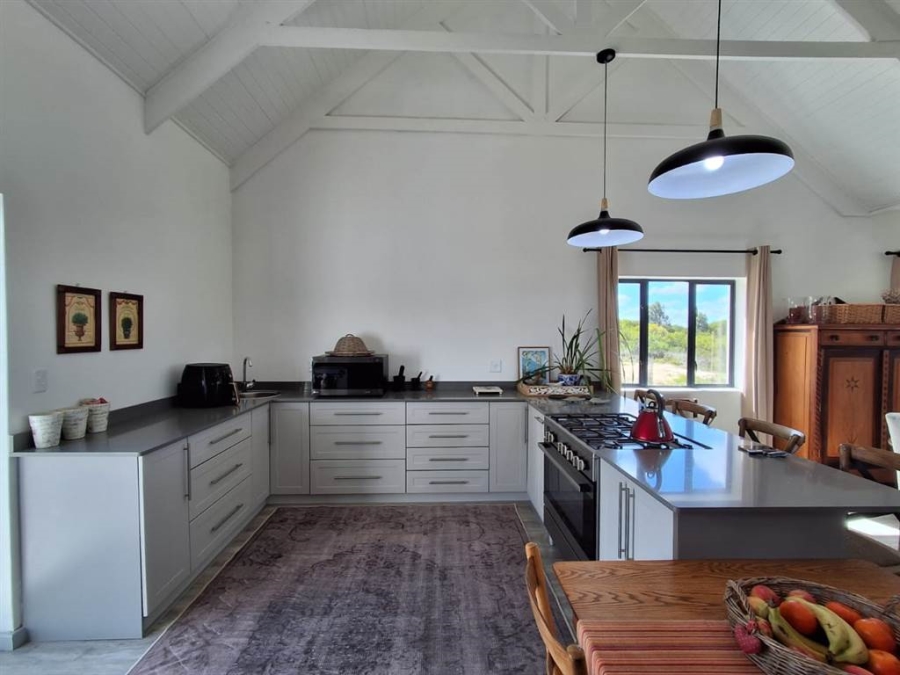 2 Bedroom Property for Sale in Stilbaai Oos Western Cape